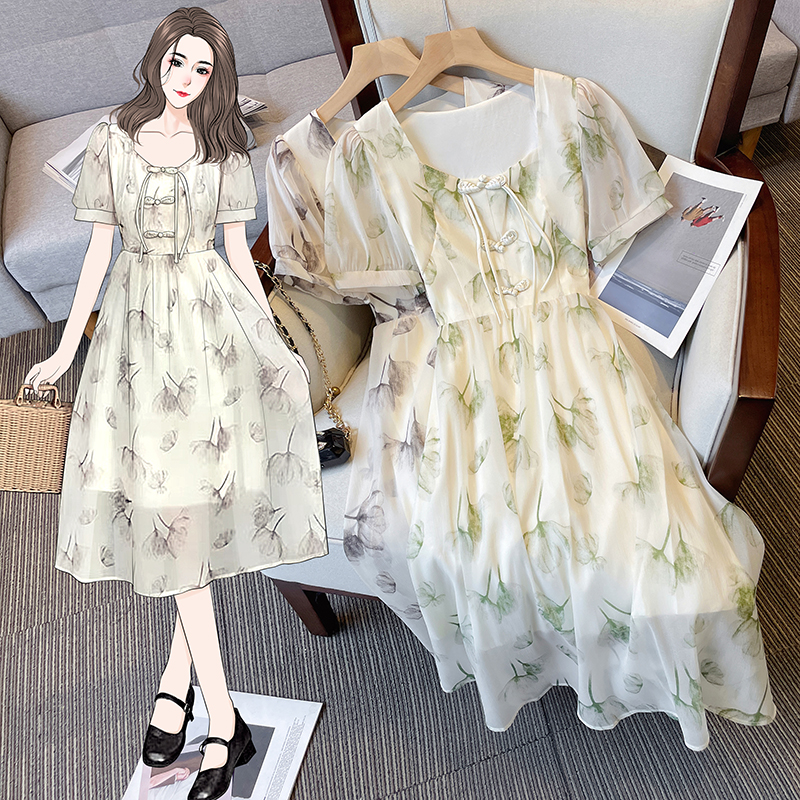 甜美温柔雪纺裙子2025夏季新款大码胖mm新中式国风方领盘扣连衣裙