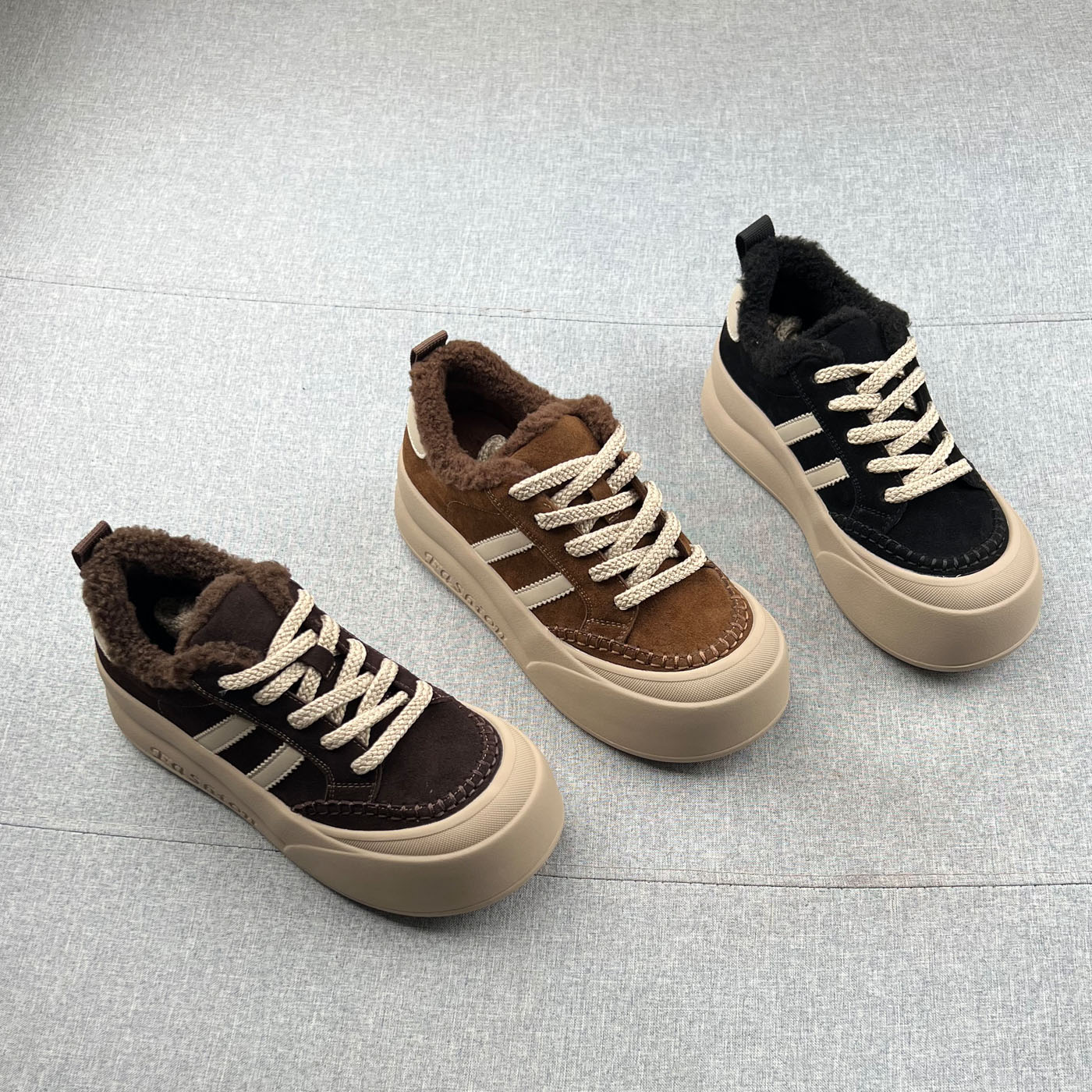 真皮羊羔绒保暧厚底德训鞋女板鞋