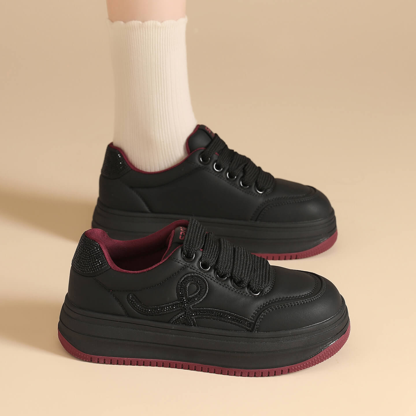 女士新款皮面德训鞋厚底运动鞋