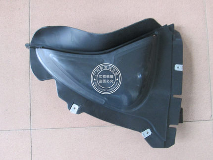 适用于宝马F10 F18 520 523 525 528 530叶子板内衬 三角板
