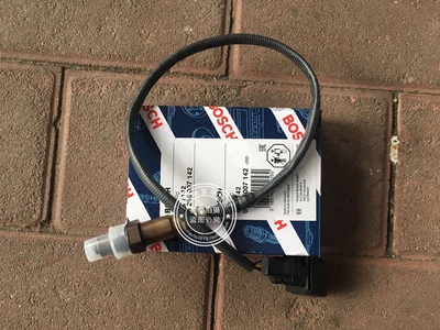 适用于宝马E46 X3 E83 Z4 E85 318I E90 E60 E70 E66 E39氧传感器