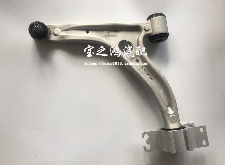 适用奔驰W246下摆臂W176悬挂W117下肢臂B180三角臂B200悬挂胶套