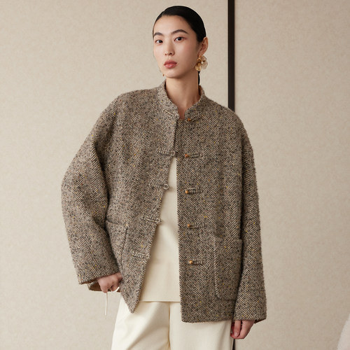 新中式人字纹立领毛呢外套