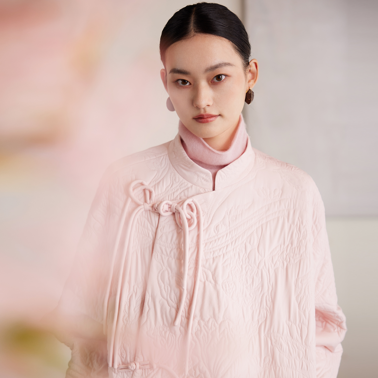 新中式羊毛绗绣盘扣棉服