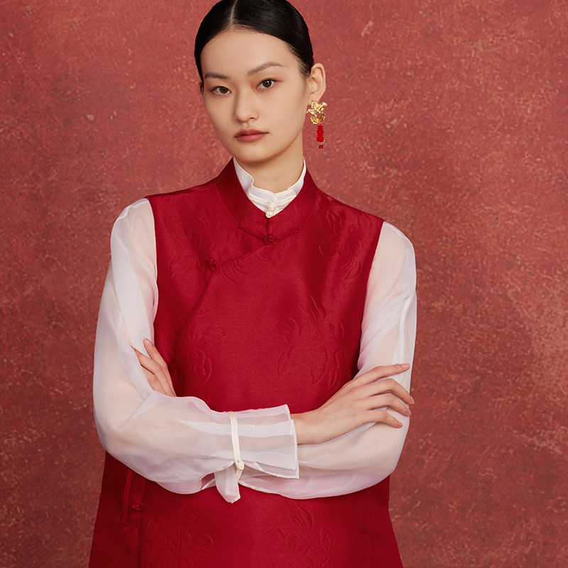 如意连云 春秋新款立领斜盘扣提花马甲女新中式国风复古外穿坎肩,女装/女士精品,马夹,淘宝优惠券,粉丝福利购,淘宝优惠卷