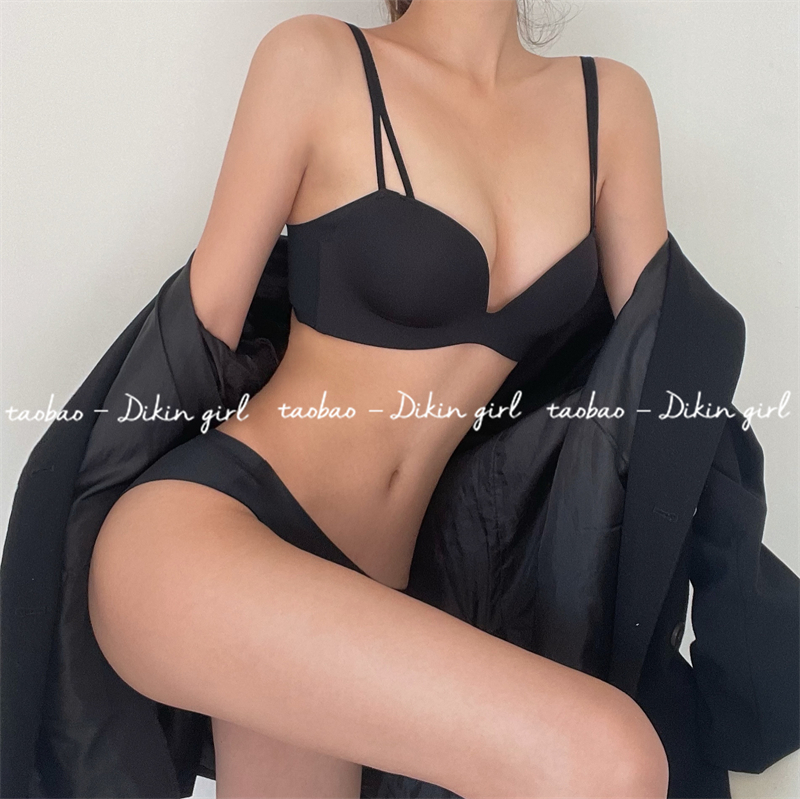 钢圈聚拢胸罩加厚4cm显大光面