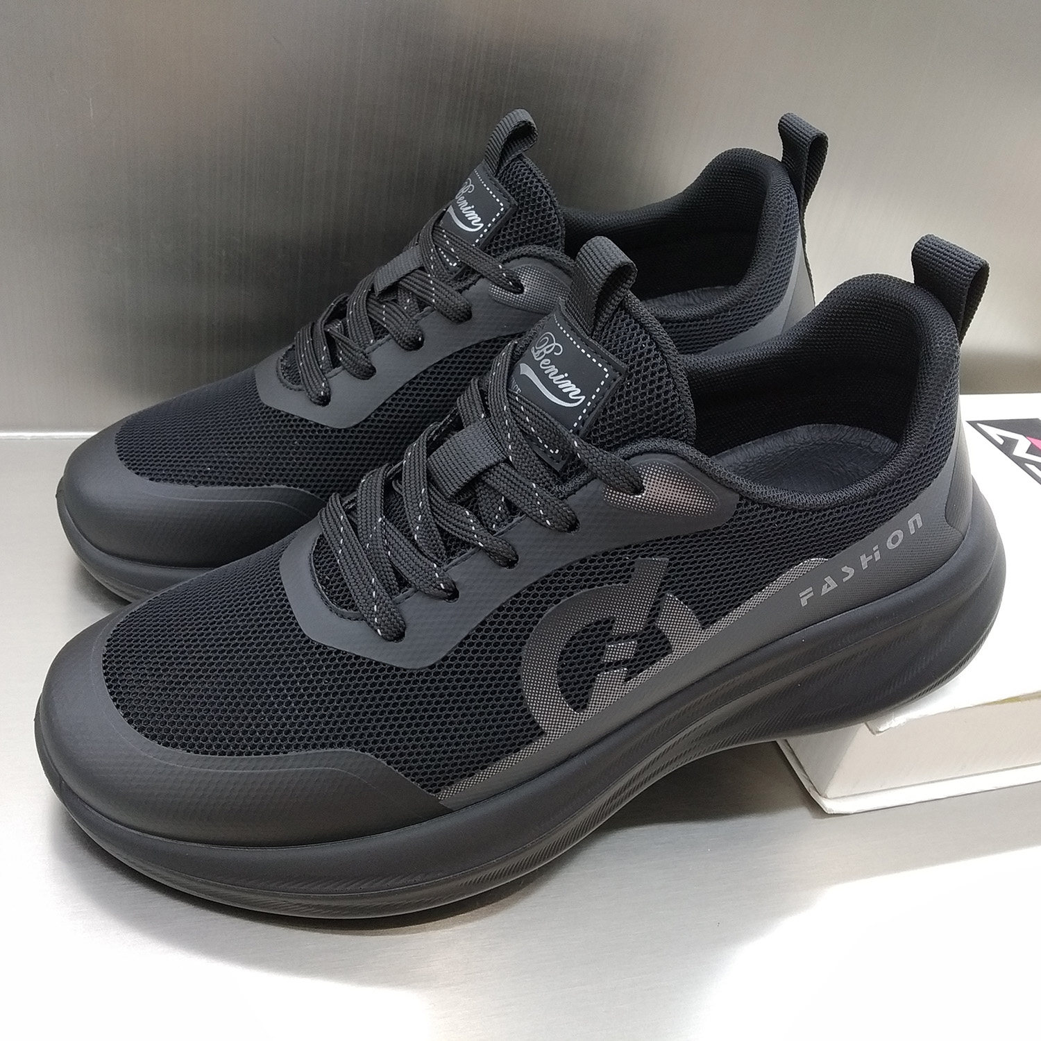 夏发男鞋2025新款夏季透气网面凉鞋轻便软底跑步鞋户外休闲运动鞋