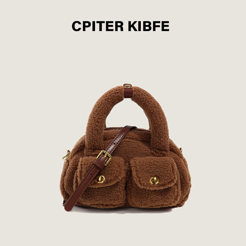 复古羊羔毛包包女新款可爱毛绒波士顿保龄球包慵懒手提单肩斜挎包
