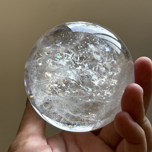 天然喜马拉雅白水晶球星空彩虹