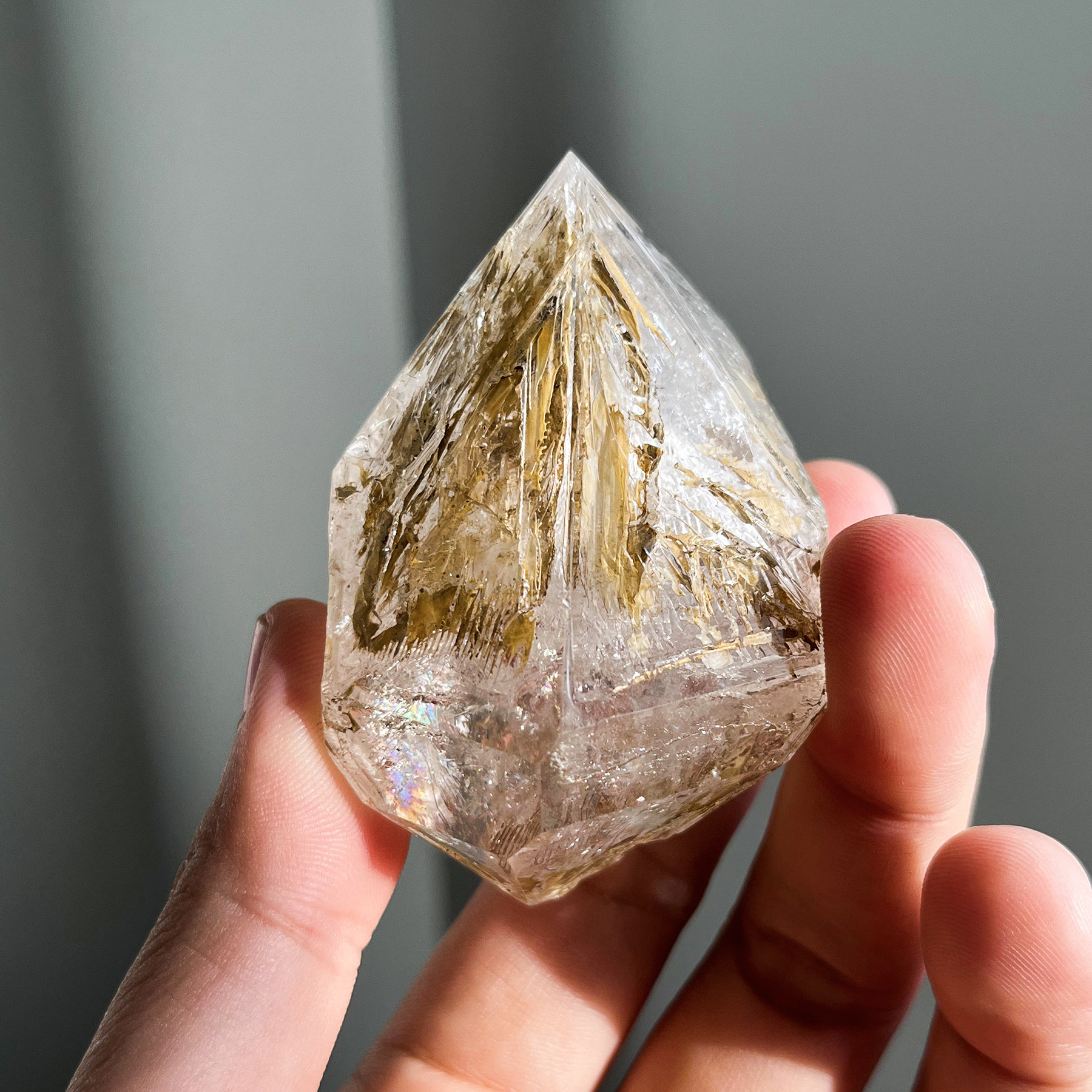 黄金骸骨喜马拉雅双尖骸骨水晶 开窗黄泥骸骨闪灵钻原石 巴基斯坦