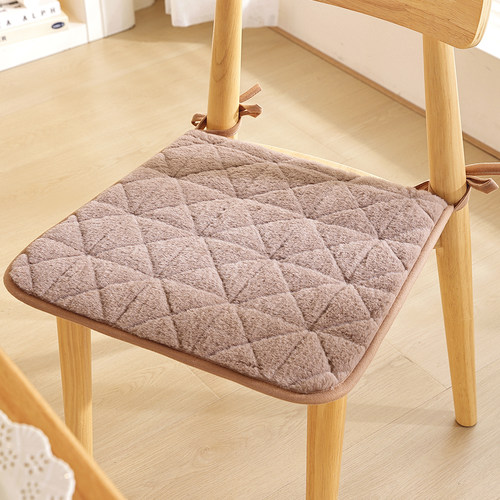兔毛绒保暖坐垫屁垫办公室久坐椅垫冬季加厚保暖学生屁股梯形座垫