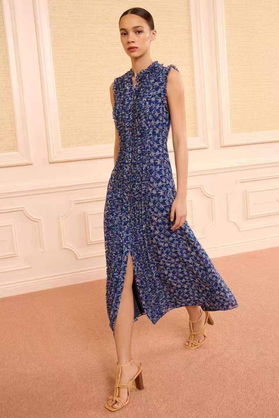 高端法式浪漫,木耳花边开襟小碎花真丝连衣裙