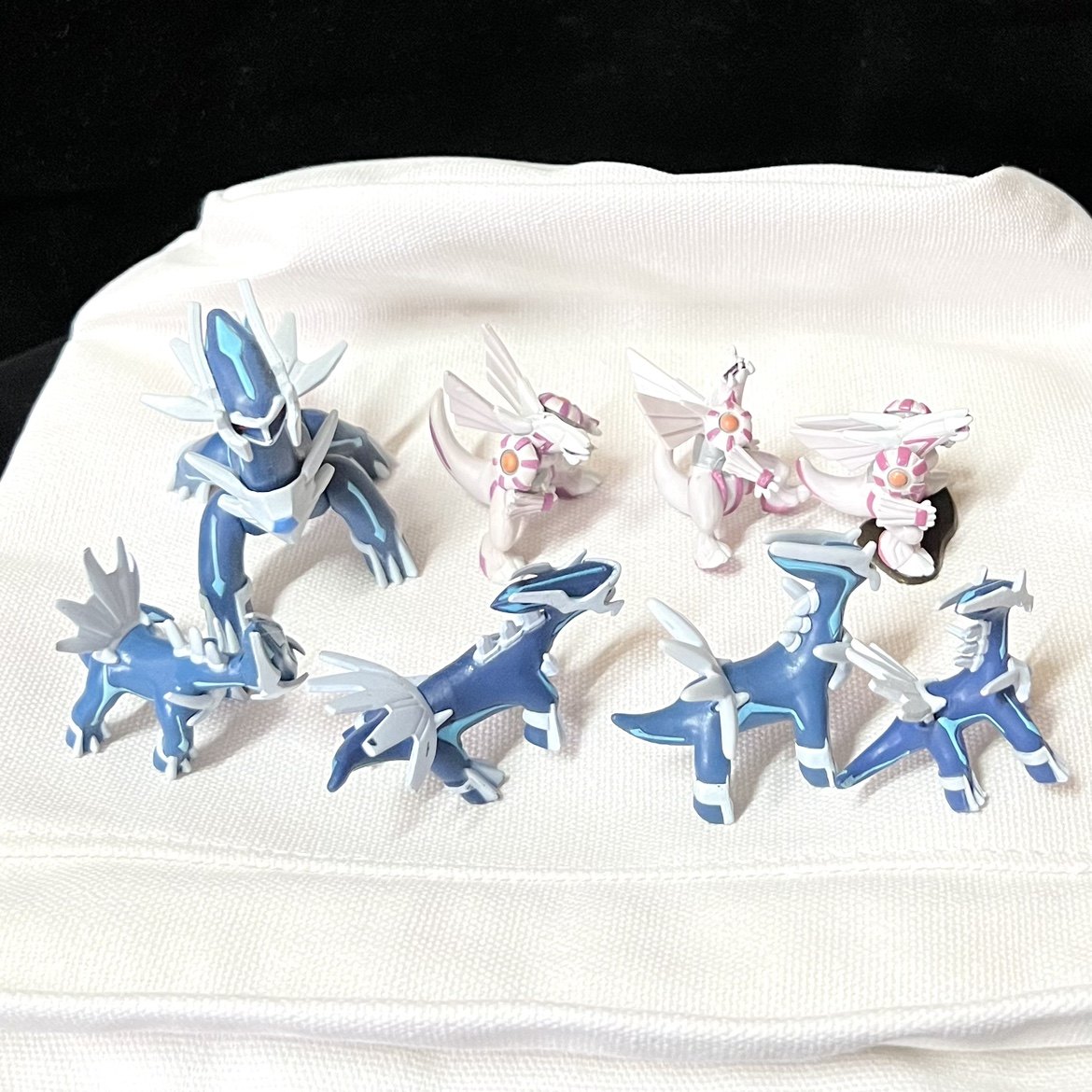 神奇宝贝宠物小精灵口袋怪珍珠钻石迪亚路嘉帕路基亚公仔模型摆件