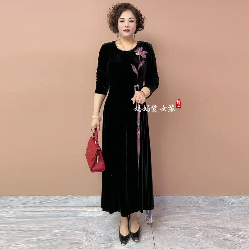 中年妈妈收腰显瘦连衣裙2026春装新款洋气优雅大码修身绣花长裙子