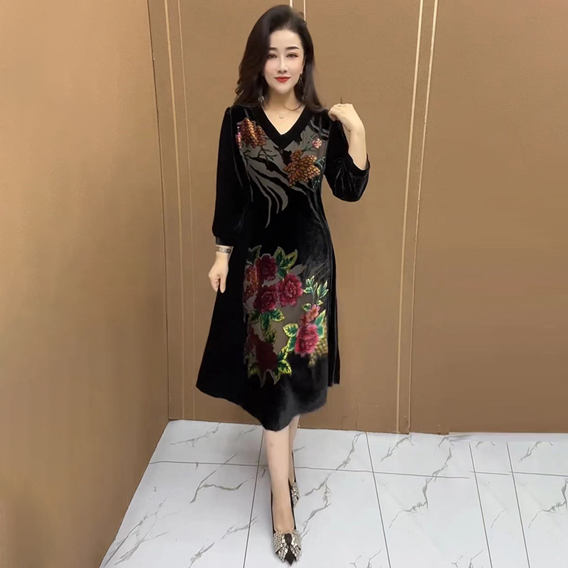 气质妈妈真丝植绒连衣裙大码长裙