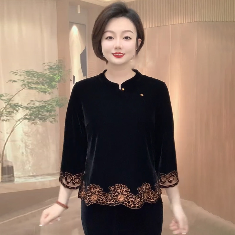 高品质！中老年妈妈丝绒绣花上衣