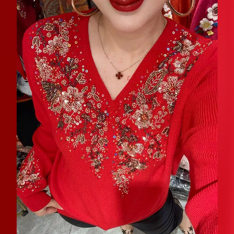 重工钉珠绣花V领针织打底衫2025秋冬中年妈妈装长袖显瘦洋气毛衣,女装/女士精品,毛针织衫,淘宝优惠券,粉丝福利购,淘宝优惠卷
