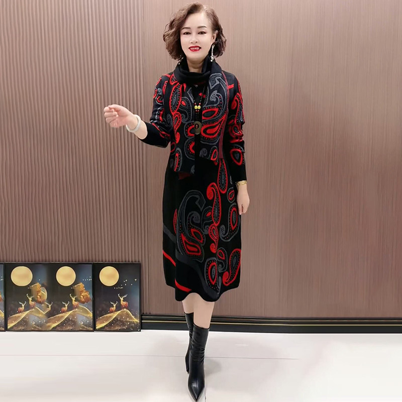 妈妈针织连衣裙配大衣显瘦毛衣裙