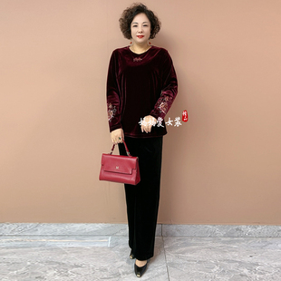 新款刺绣大码女秋装长袖T恤宽松中老年妈妈减龄真丝绒打底衫上衣