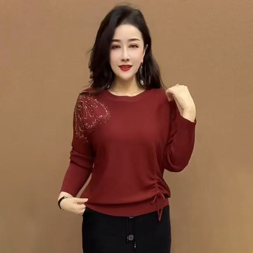 肩上蝴蝶烫钻打底衫高品质针织衫
