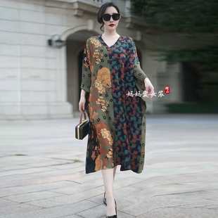 高端大牌真丝连衣裙2025夏季新款大码印花遮肚宽松气质减龄长裙子