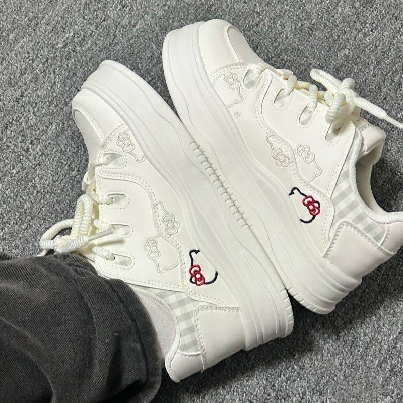 2025秋季新款奶fufu刺绣HelloKitty绑带大头板鞋子女厚底校园女鞋,女鞋,休闲板鞋,淘宝优惠券,粉丝福利购,淘宝优惠卷