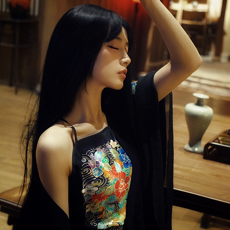 新中式100%真丝肚兜大码女性感内衣成人古风汉服情趣诱惑睡衣套装