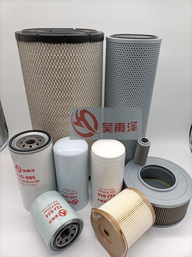 沃尔沃挖掘机EC220D机油滤芯柴油格空气油水纸柴液压回油进油配件