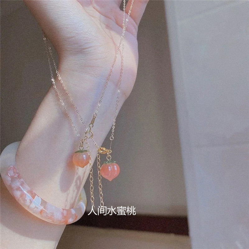 DU家原创可选色 水蜜桃子可爱小吊坠南红玛瑙锁骨项链包金银饰