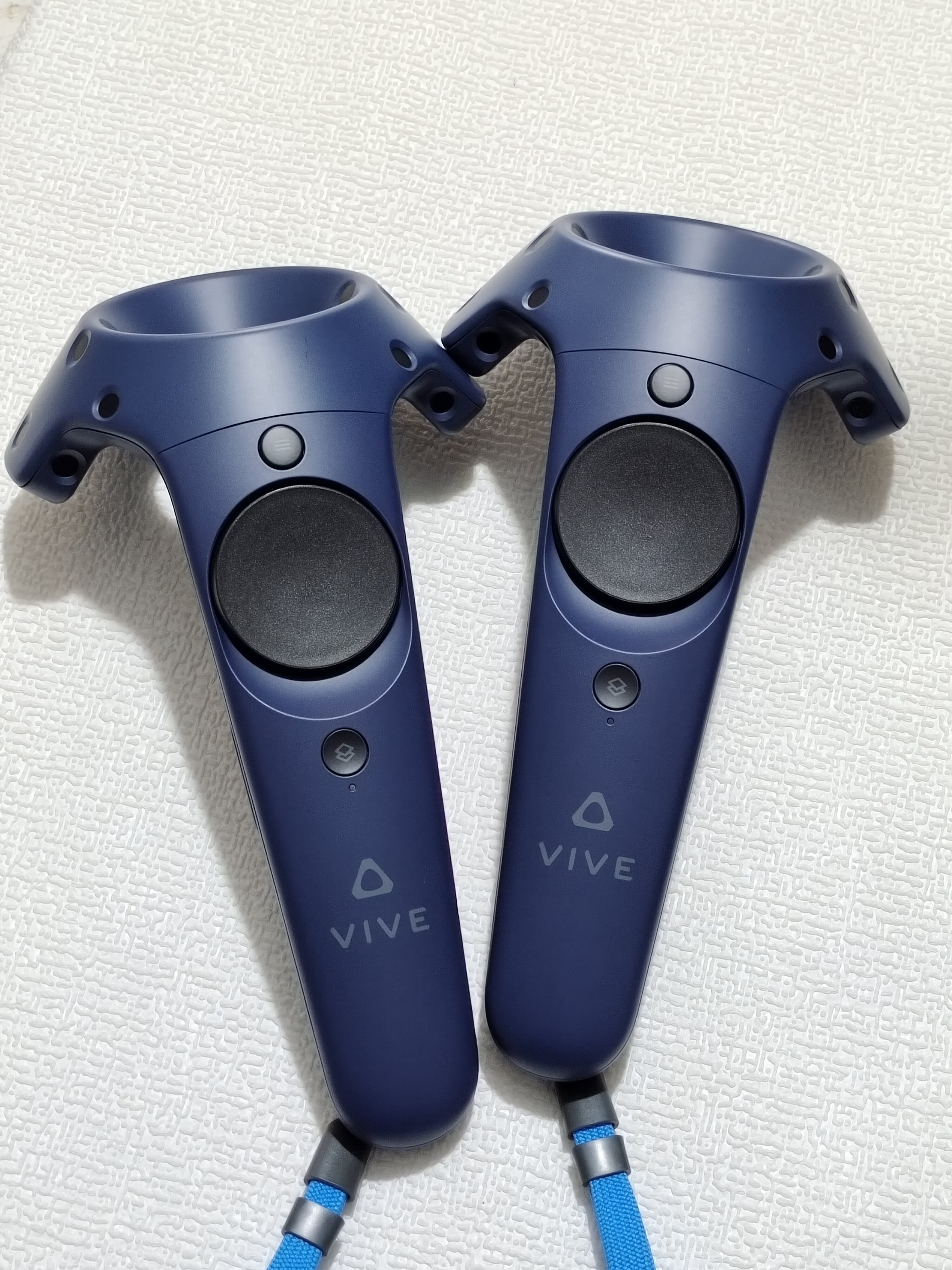 HTC VIVE Pro2.0游戏手柄 VIVE PRO 1.0游戏手柄VR定位器手柄现货