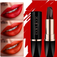 網(wǎng)紅同款學(xué)生三色口紅不沾杯不掉色持久滋潤保濕新口紅唇釉唇泥黑