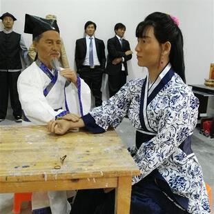捣糍粑蜡像电动蜡像蜡像会动的蜡像蜡像场景复原