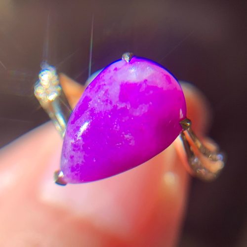 天然舒俱来戒指18k金搭配钻石镶嵌樱花紫老料