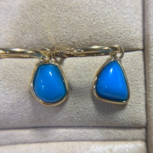 云腾阁湖北原矿绿松石耳环18k厚金镶嵌云盖寺玉化蓝料高级精致