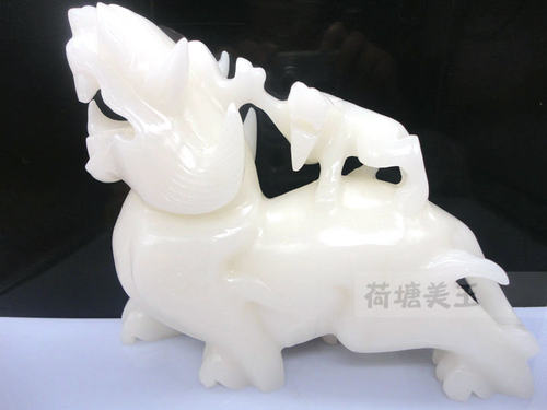 天然阿富汗白玉子母貔貅摆件