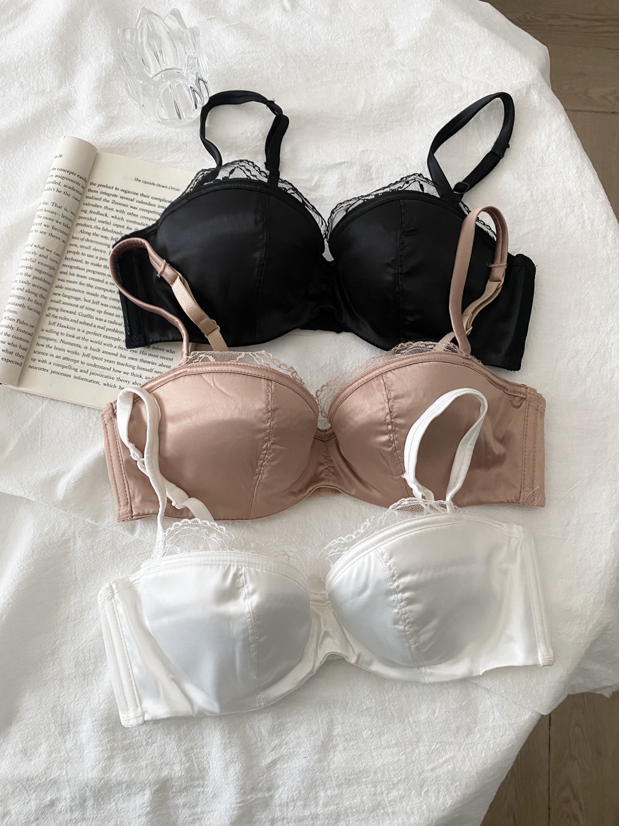 欧美薄款半杯有钢圈女士文胸