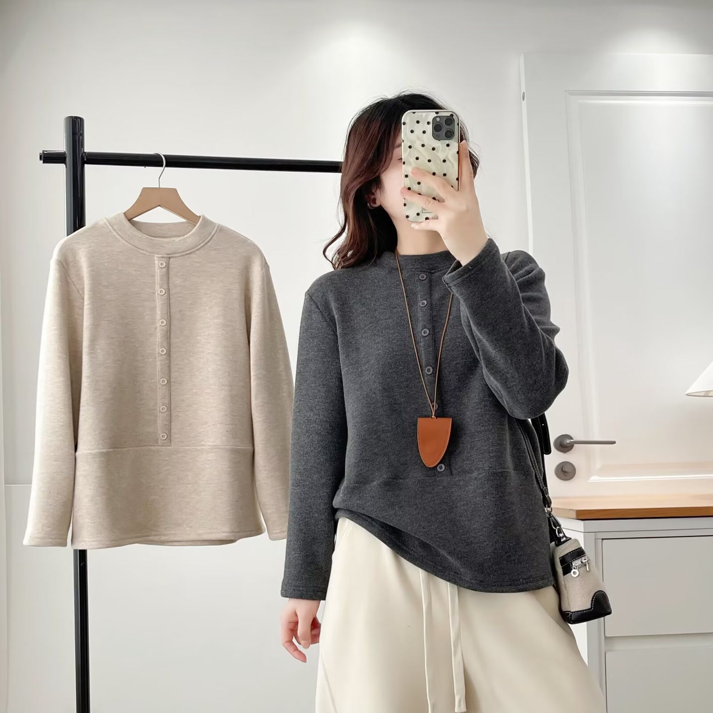 减龄拼接时尚加绒加厚保暖打底衫