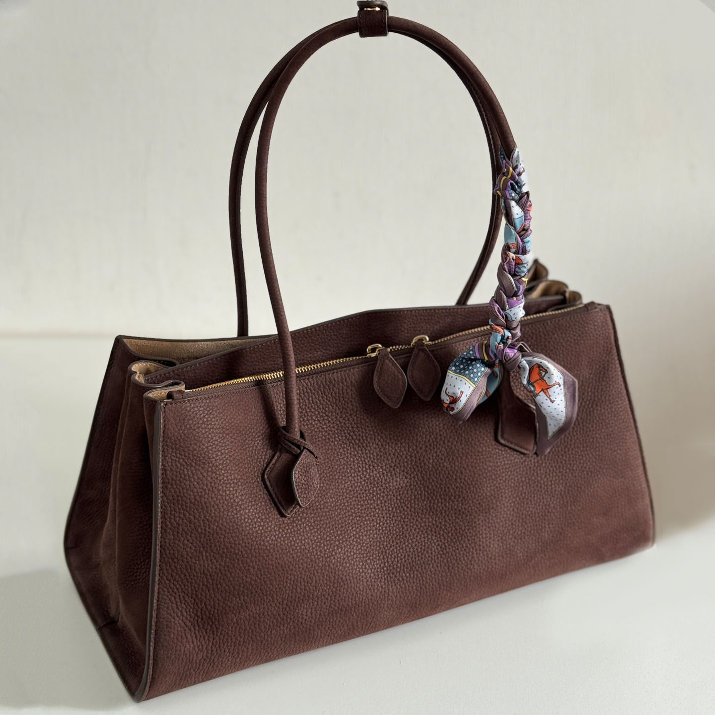 美拉德色系麂皮纹头层牛皮单肩包