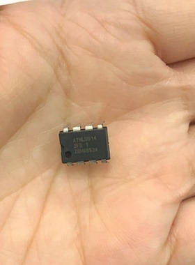 AT24C512 AT24C512B-PU EEPROM存储芯片 直插DIP8