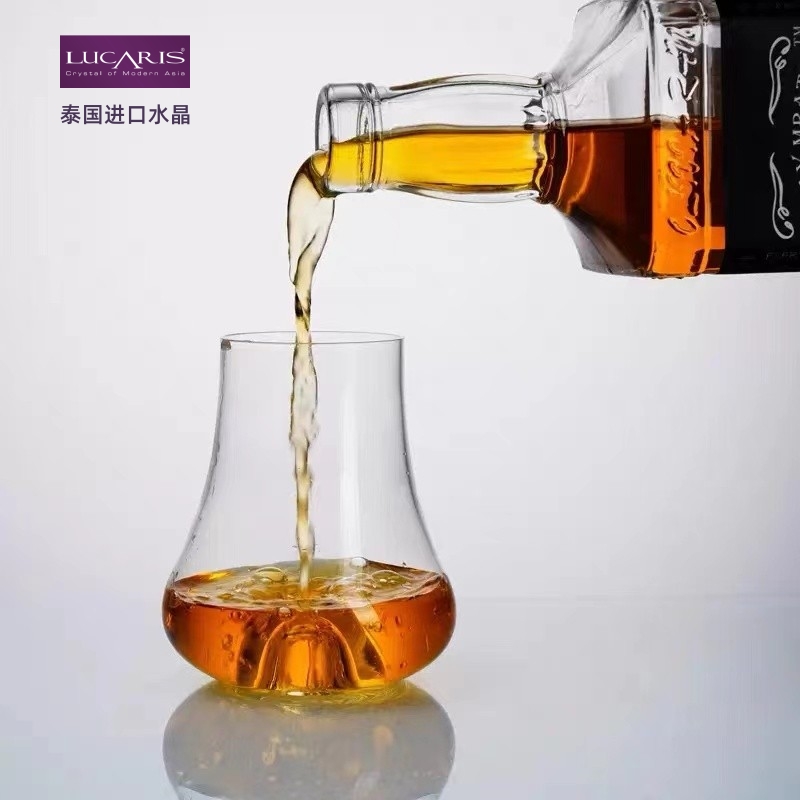 泰国进口水晶玻璃闻香杯品鉴威士忌杯复古凹底麦卡伦杯欧式洋酒杯