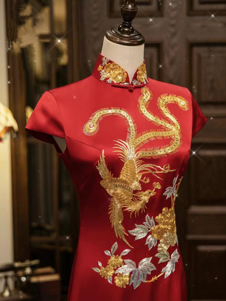 上海老裁缝【伊阑芳华】高端定制婚嫁敬酒盘金手绣正红真丝旗袍裙