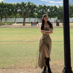 内搭连衣裙 时髦气质收腰显瘦鱼骨镂空抹胸长款 Lienni2025冬季 新款