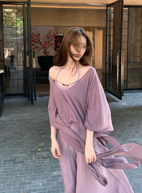 Lienni2025冬季新款气质收腰显瘦侘寂烟紫长款无袖挂脖连衣裙女