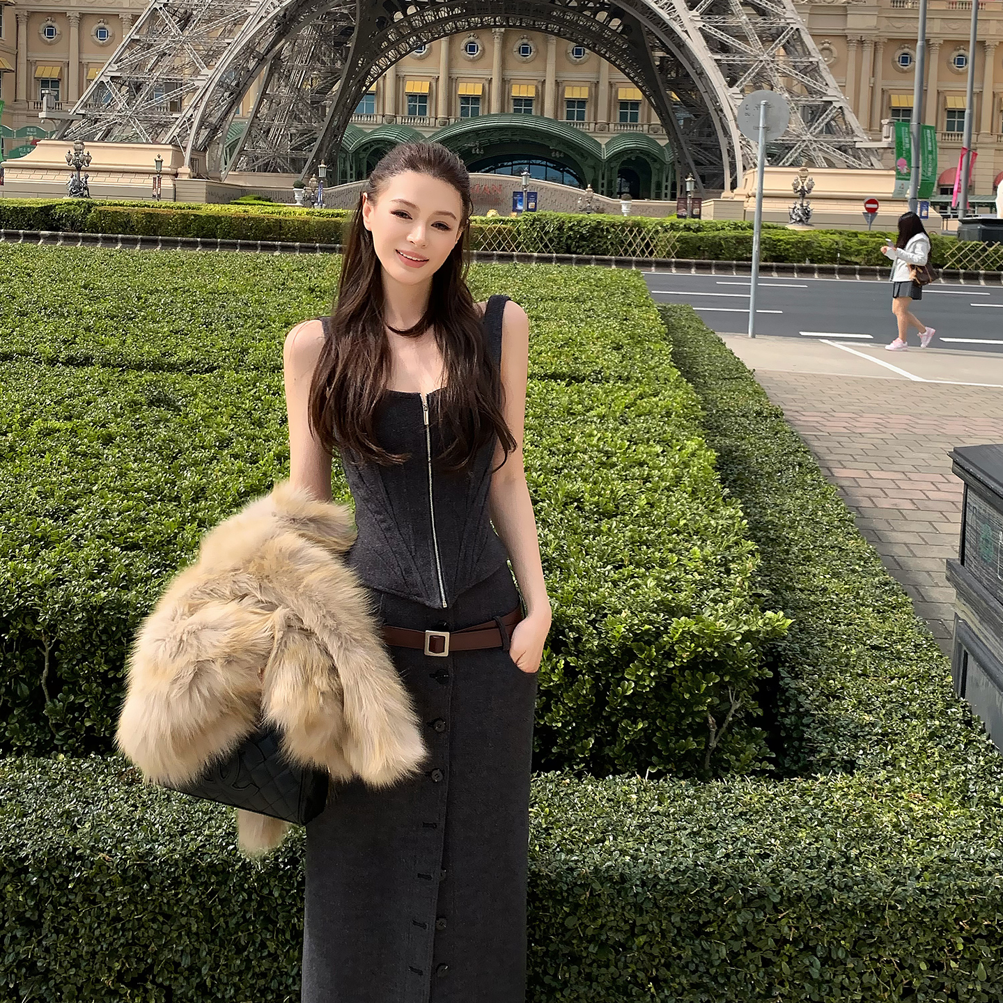 香榭秀场时髦气质鱼骨套装