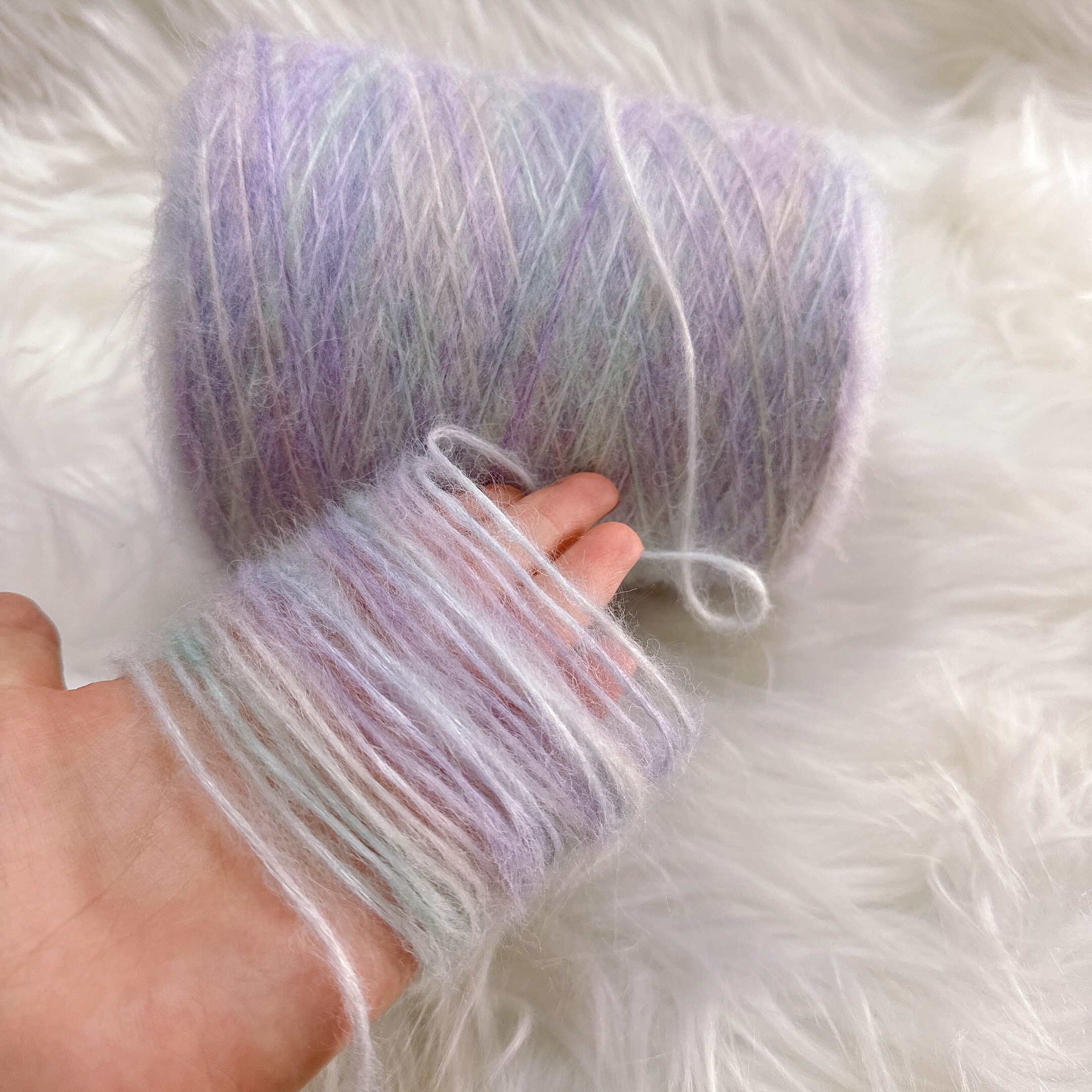 500g与鱼不规则长段染喷毛毛线空心喷毛纱蛋糕线梦幻色系3.3支手