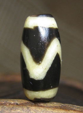 老料器虎牙天珠9.5×19.5mm古珠