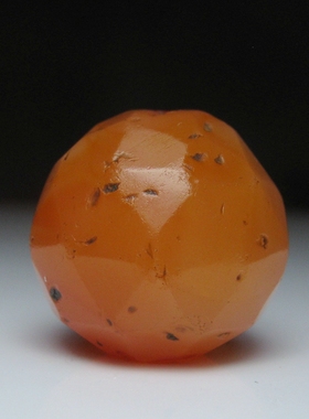 千年老刻面红玛瑙珠15×14.5mm