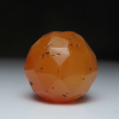 千年老刻面红玛瑙珠15×14.5mm