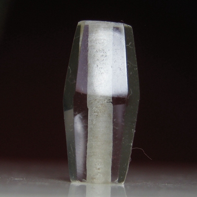 老水晶八棱古董文玩珠8.5×18.5m