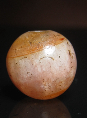 千年老缠丝双色玛瑙珠14.5×14mm